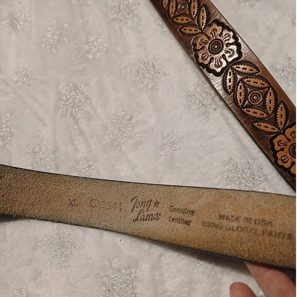Xl tony lama belt with a boho hippy cottagecore floral design